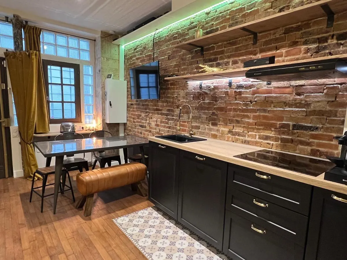 Good Vibes Luxurious Loft In Paris 11Th, With Ac & Table Football Apartment