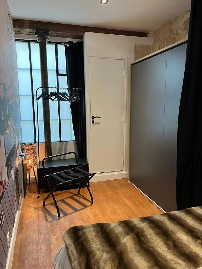 Good Vibes Luxurious Loft In Paris 11Th, With Ac & Table Football